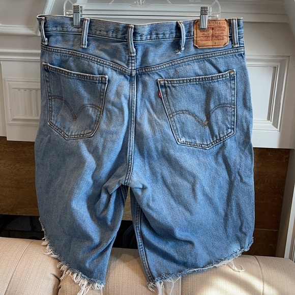 Y:  Men’s Levi’s 560 Homemade shorts - Picture 2 of 10